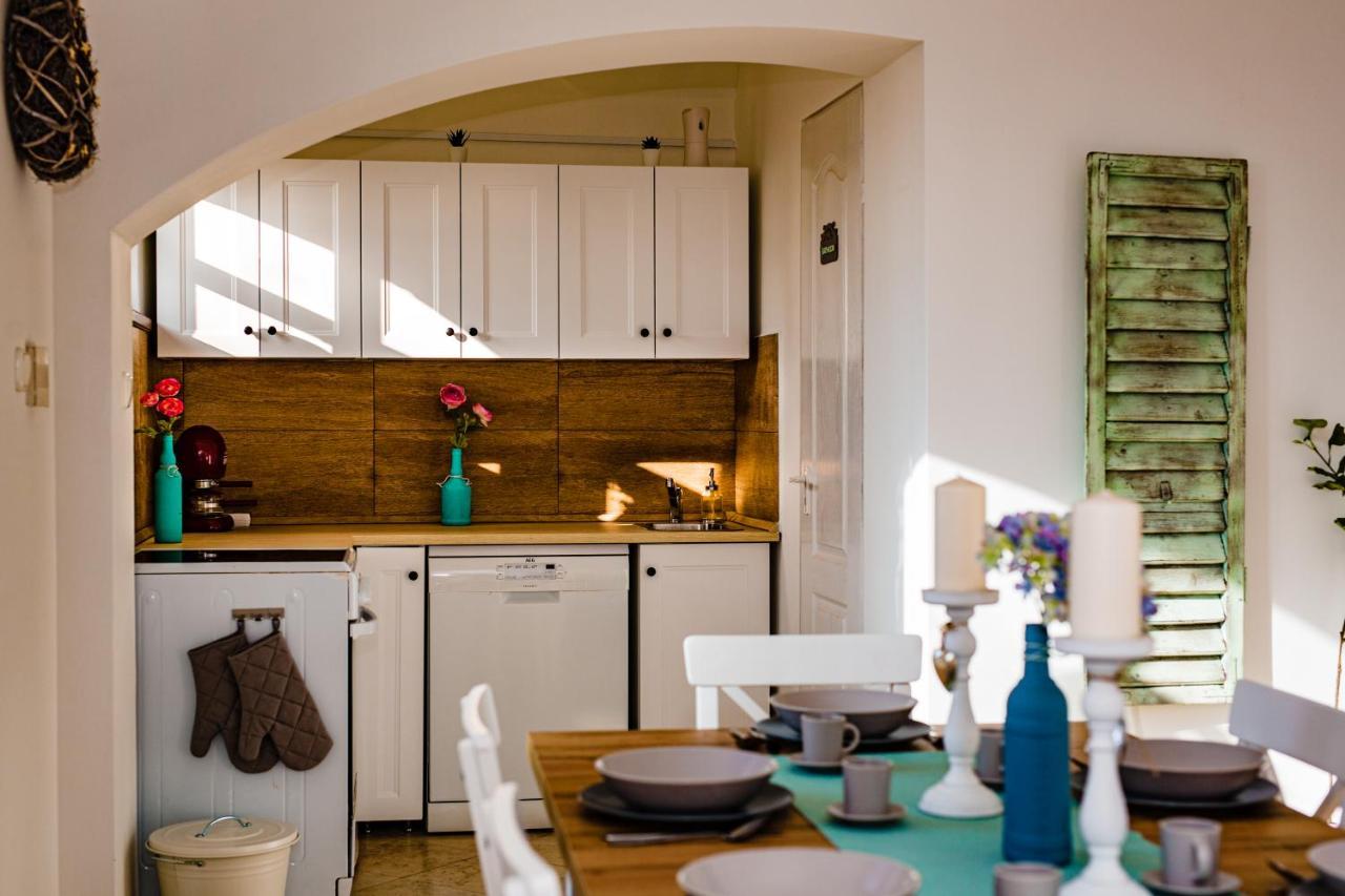 Bridge Apartment Esztergom Luaran gambar