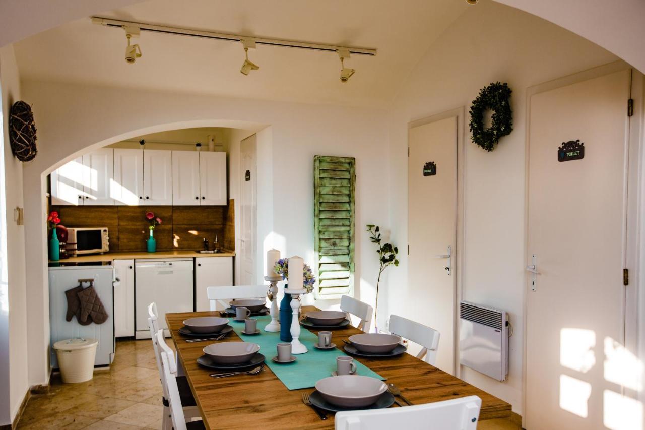 Bridge Apartment Esztergom Luaran gambar